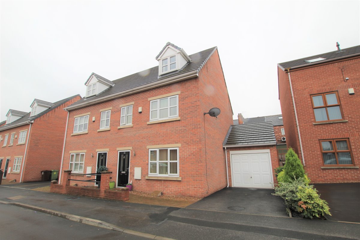 12 Gilcar Street Normanton  WF6 1RD image 0