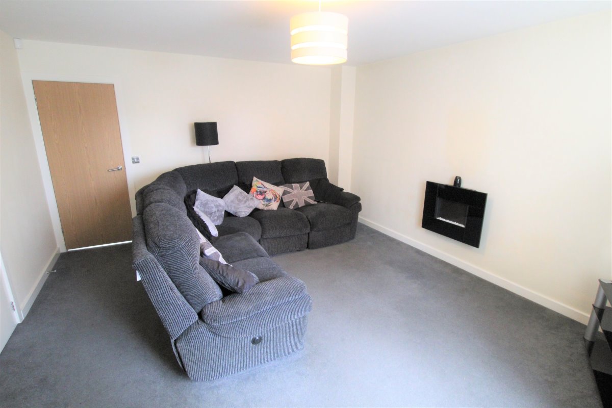 12 Gilcar Street Normanton  WF6 1RD image 3