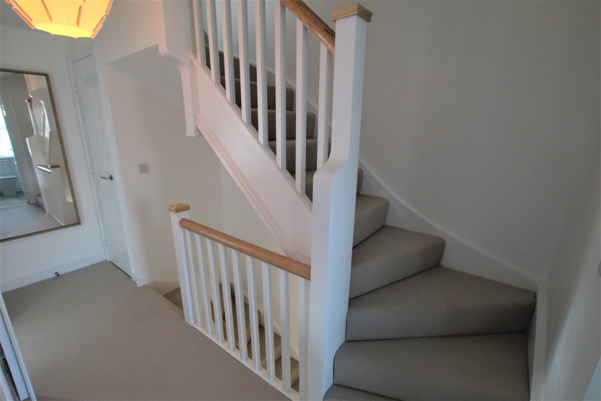 Room 2, 5 Cartwright Drive Wakefield  WF1 3FG image 12